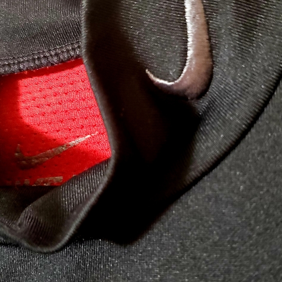 ๐Nike Combat Pro - Small Ladies long sleeve training compression top - Picture 4 of 8